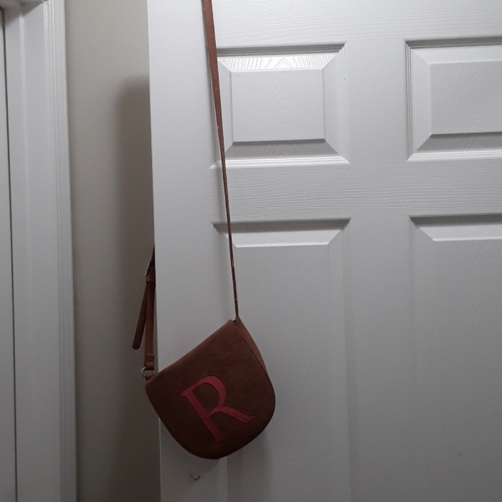 Crossbody purse